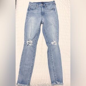 NWOT GAP High Rise Skinny Distressed Jeans True Skinny Raw Hem Tall 4 Size 27